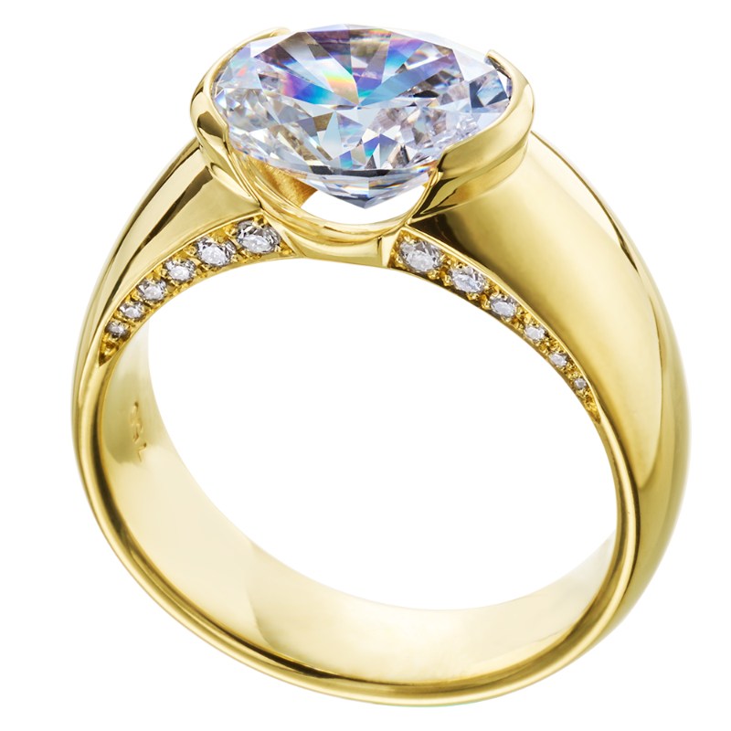 18 Karat Yellow Gold Engagement Ring