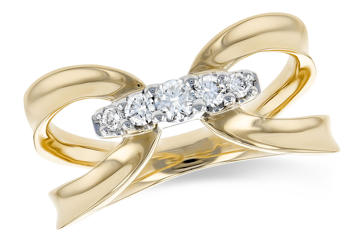 14KT Gold Ladies Diamond Ring